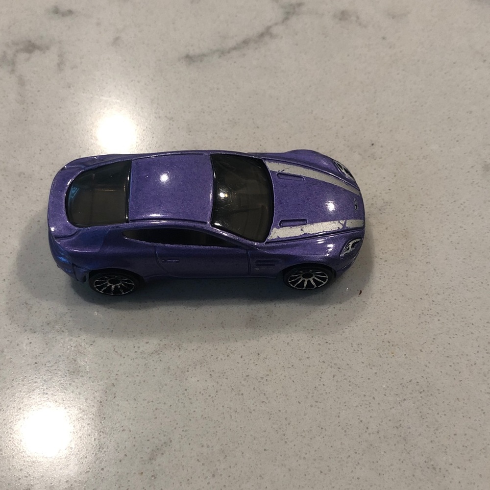 Ashton Martin V8 Vantage